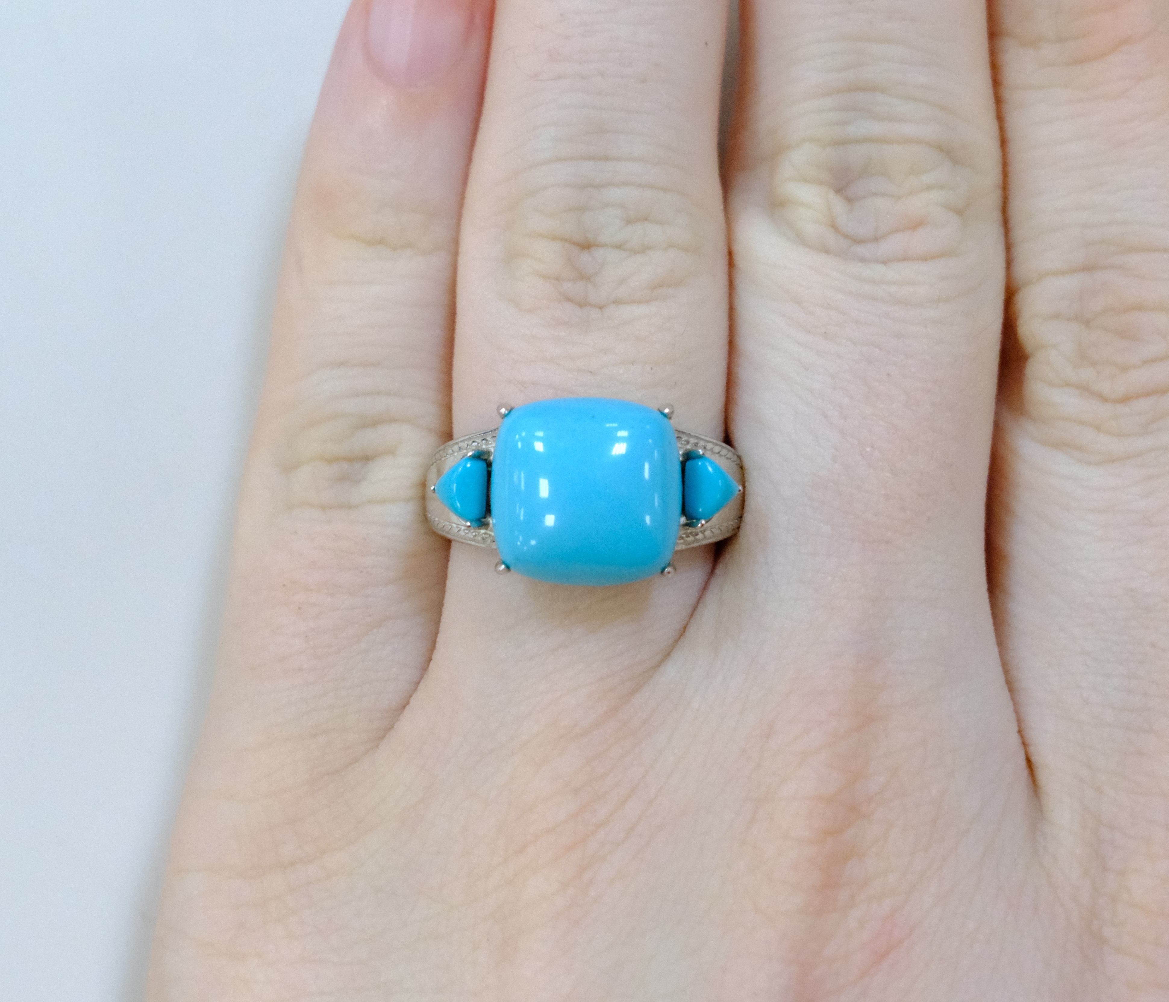 Серебряное кольцо с бирюзой